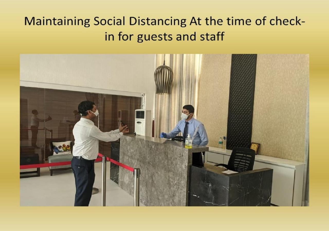 Hotel Deccan Serai, Hitec City, Хидерабад Екстериор снимка